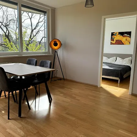 Reside In The Golden Wave Apartment *