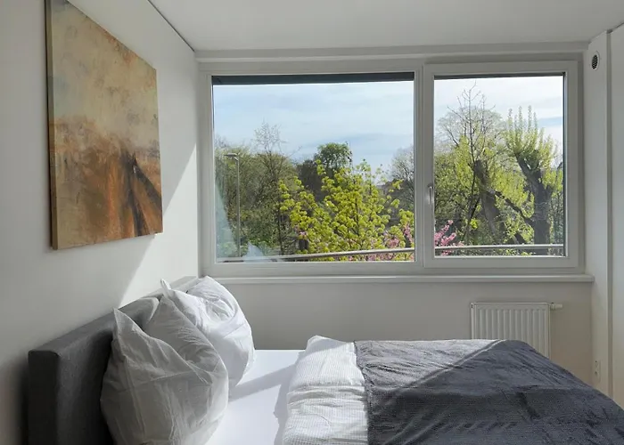 Apartment Reside In The Golden Wave